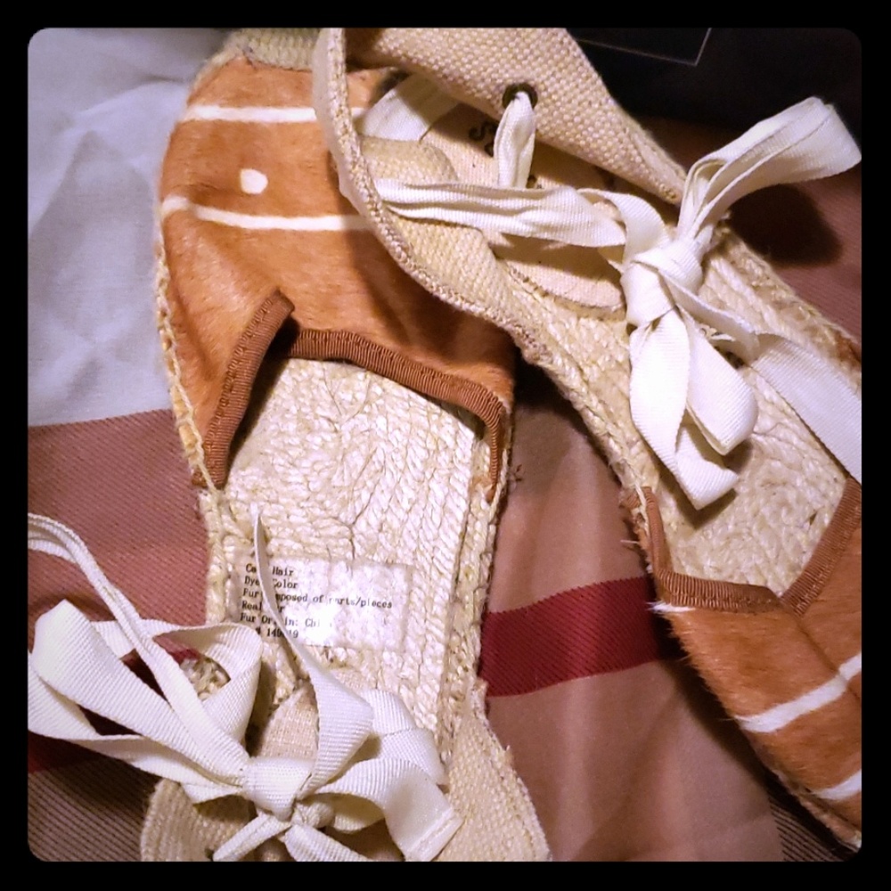 USED CALF SKIN SANDALS